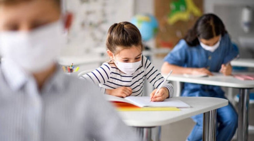 Rientro a scuola: infanzia, elementari e medie in classe dal 7 gennaio